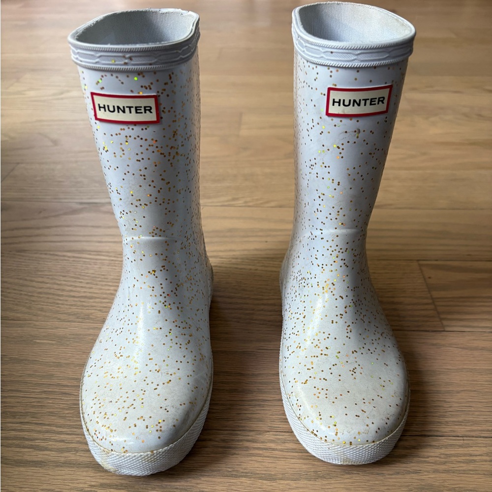 Hunter boots- giant glitter light purple. Size 1. Gently used.